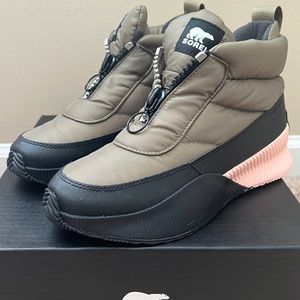 Sorel Out N About III Puffy Zip